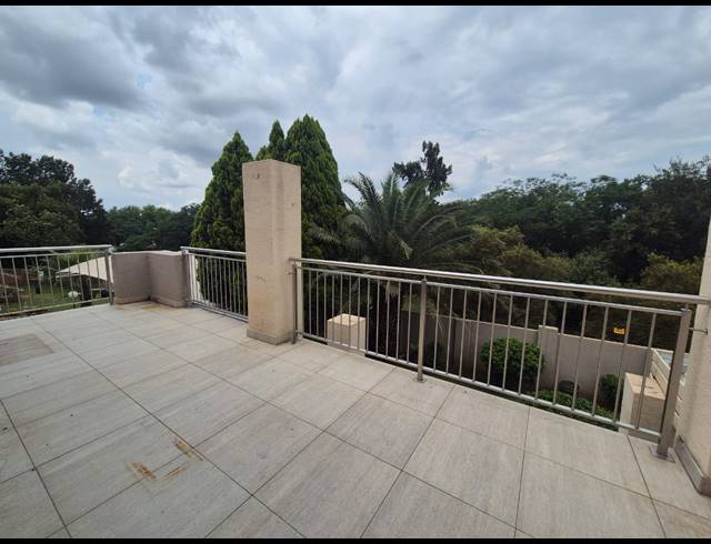 2 BEDROOM APARTMENT FOR SALE IN VANDERBIJLPARK SW 5